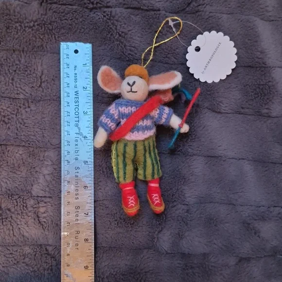 Golf Handmade Felt Bunny Ornament From Anthropologie, Brand New W Tags! - Picture 4 of 11